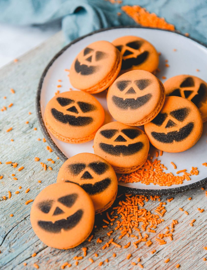 Halloween Macarons
