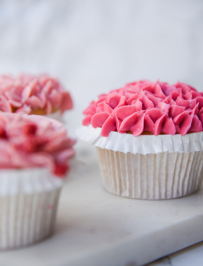 4 Floral Frosting Cupcakes - Image 3