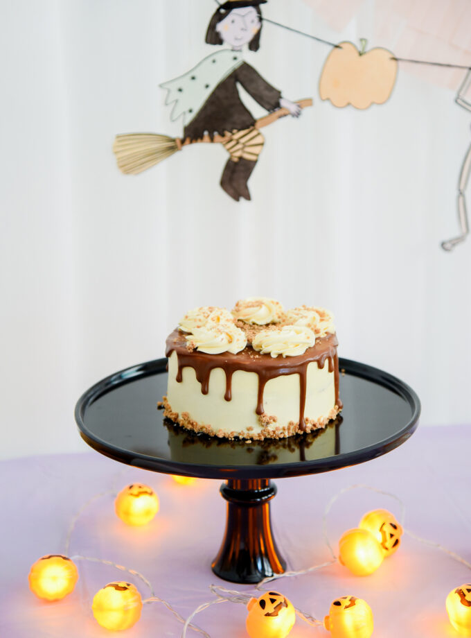 Milk Speculoos Cake