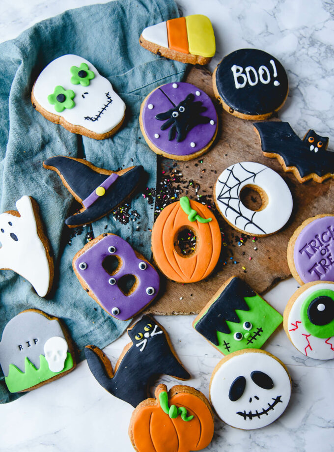 4 Halloween Cookies