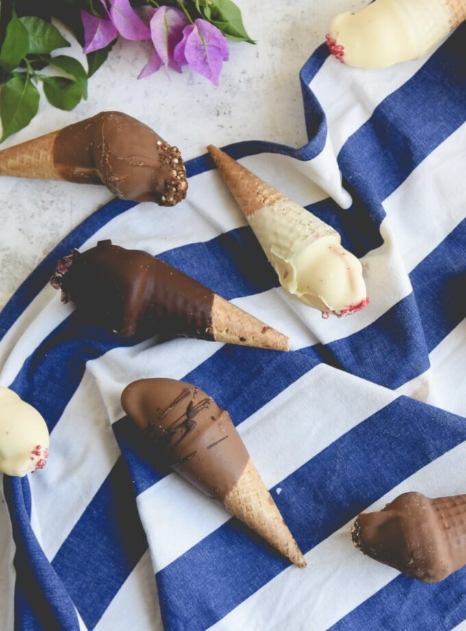 10 Ice Cream Cones σε διάφορες γεύσεις