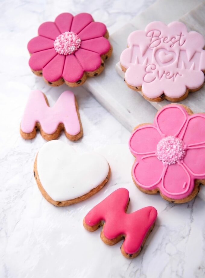 3 Happy Mother's Day Cookies