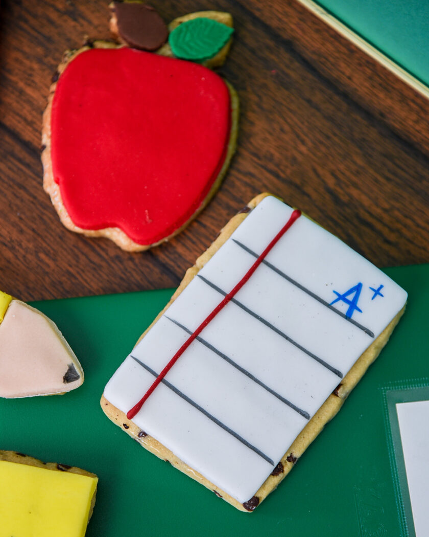 4 Back to School Cookies - Image 4