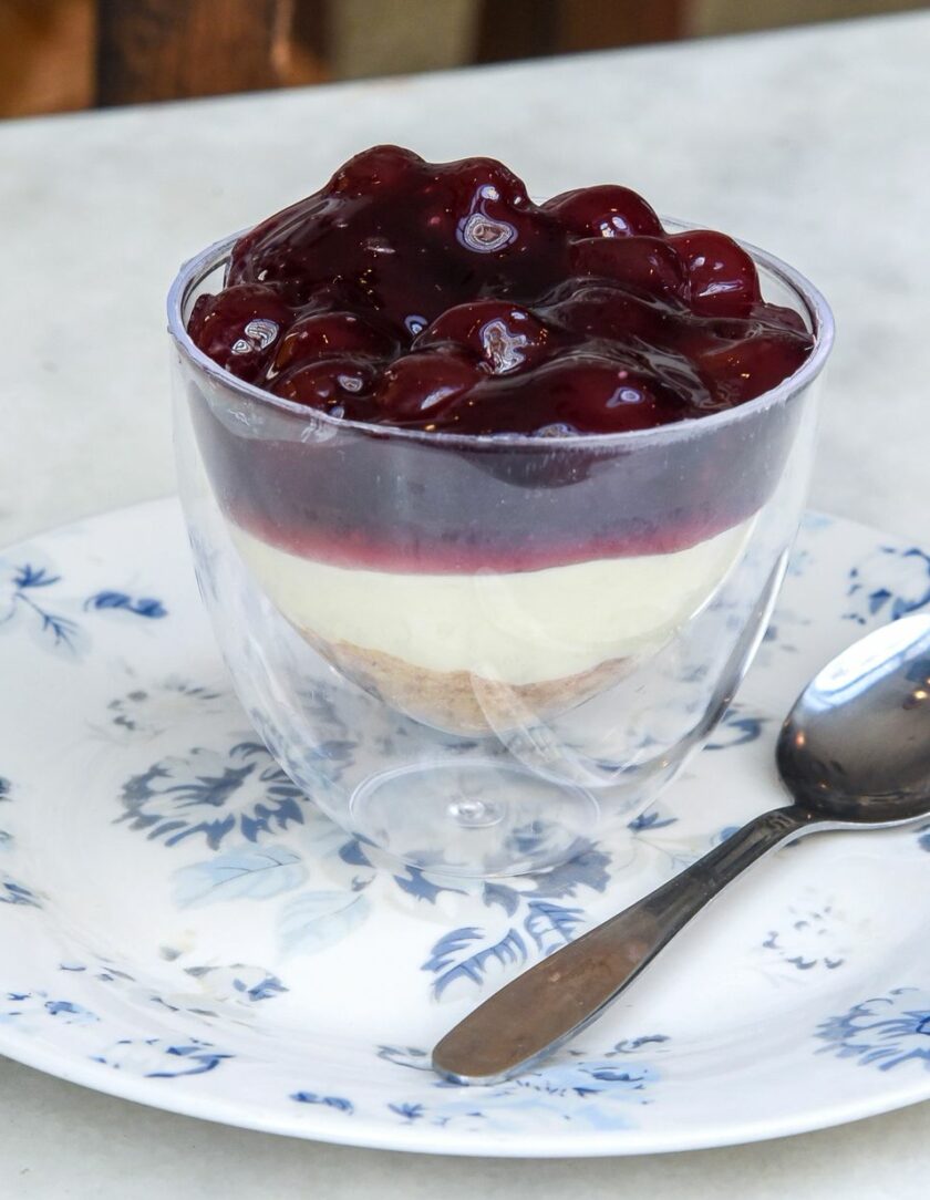 Cheesecake αγριοκέρασο(4 ατομικά ποτήρια) - Image 3