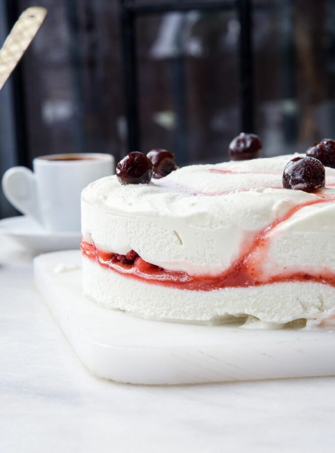 Pavlova Sour Cherry