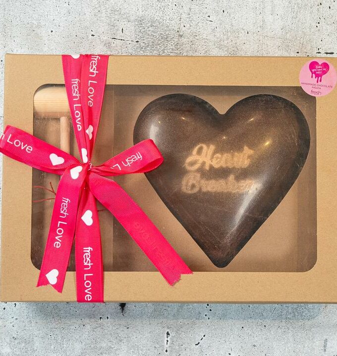 Pinata “Heart Breaker” Gold Sparkle