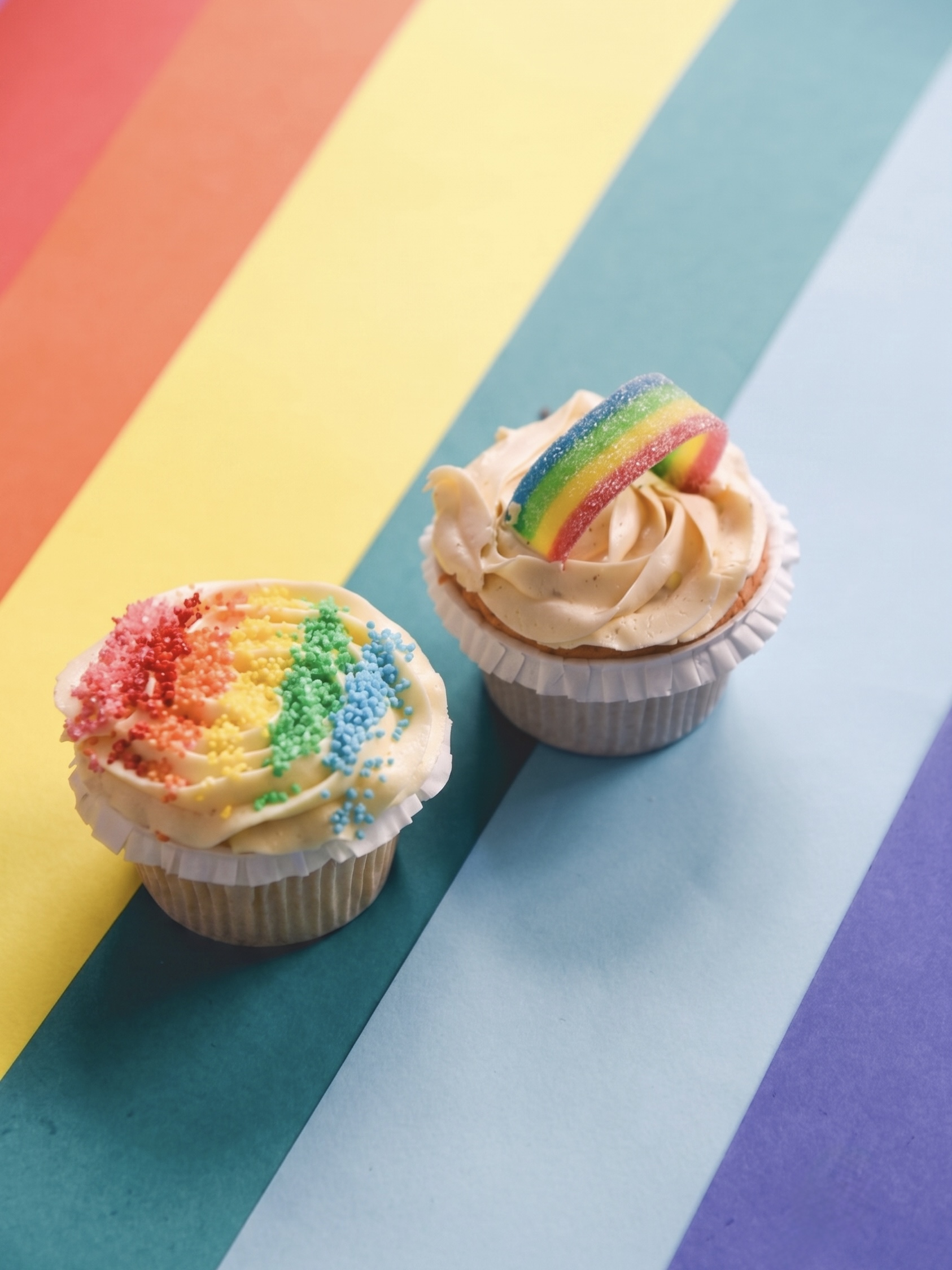 4 Pride cupcakes
